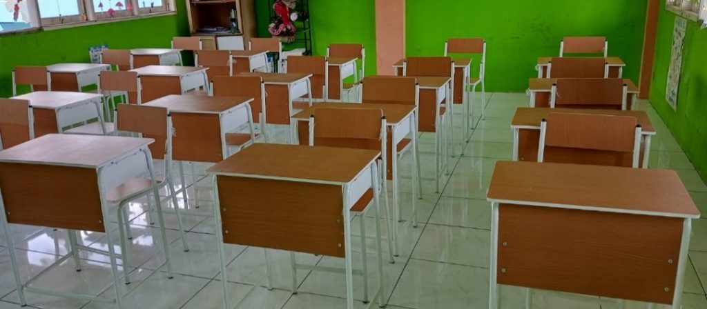 meja_kursi_siswa_sma